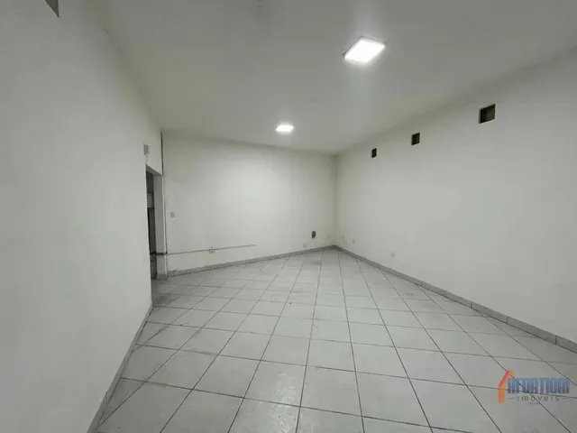 Loja para alugar, no bairro Centro em Curitiba