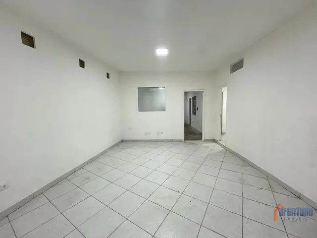 Loja para alugar, no bairro Centro em Curitiba