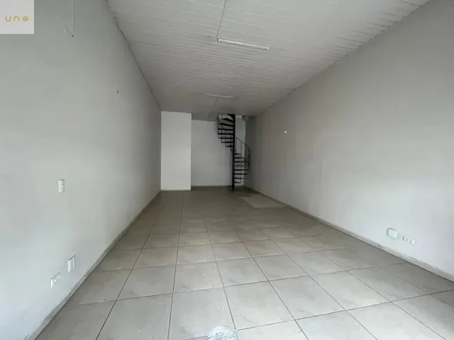 Loja para alugar, no bairro Centro em Curitiba