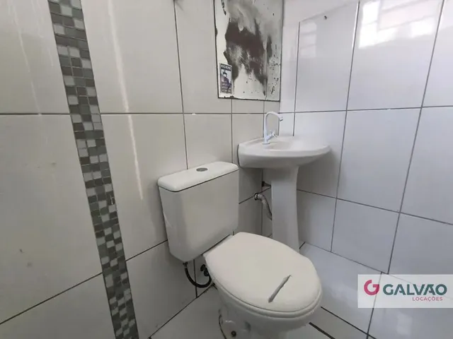 Loja para alugar, no bairro Guabirotuba em Curitiba