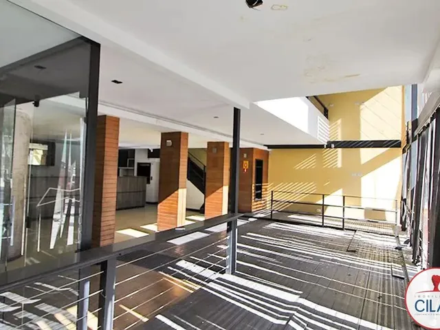 Loja para alugar, no bairro Centro em Curitiba