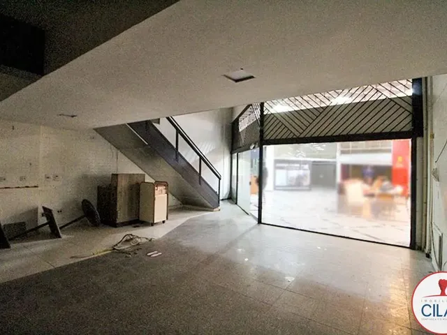 Loja para alugar, no bairro Centro em Curitiba