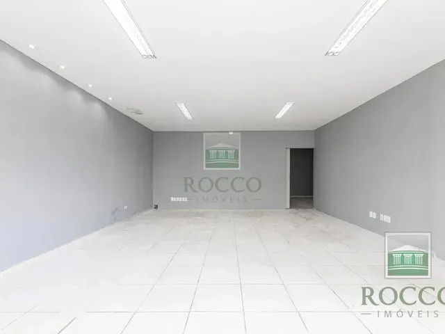 Loja para alugar, no bairro Centro em São José Dos Pinhais