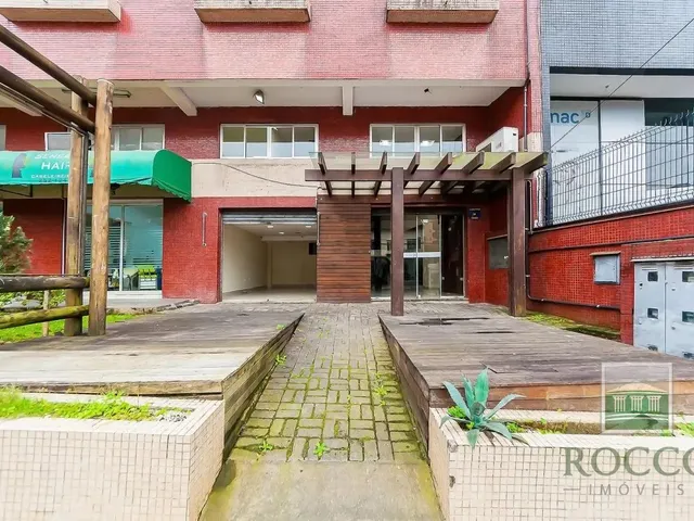 Loja para alugar, no bairro Ahú em Curitiba