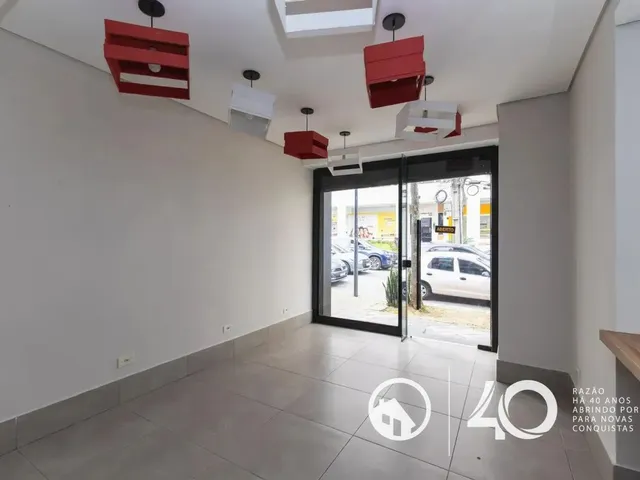 Loja para alugar, no bairro Água Verde em Curitiba