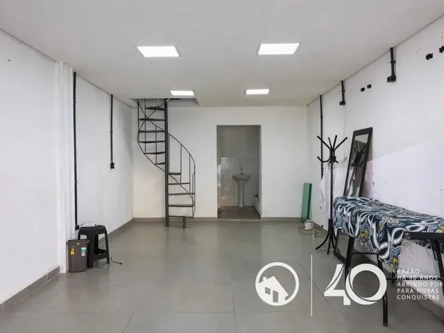 Loja para alugar, no bairro Centro em Curitiba