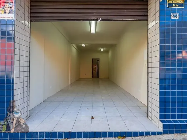 Loja para alugar, no bairro Cristo Rei em Curitiba
