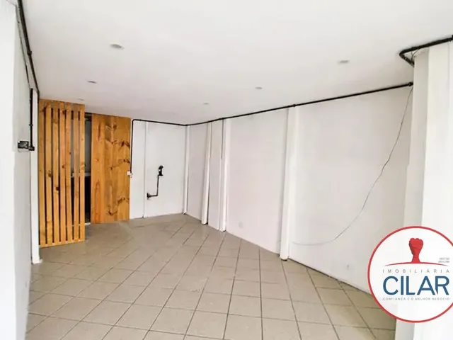 Loja para alugar, no bairro Centro Cívico em Curitiba