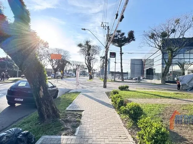 Loja para alugar, no bairro Tarumã em Curitiba