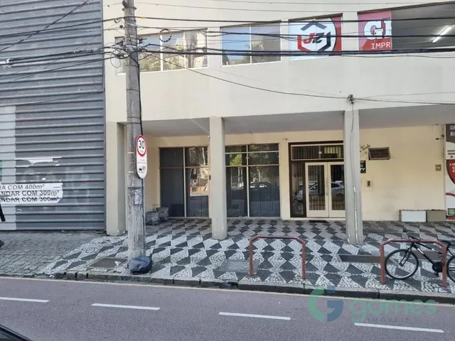 Loja para alugar, no bairro Centro em Curitiba