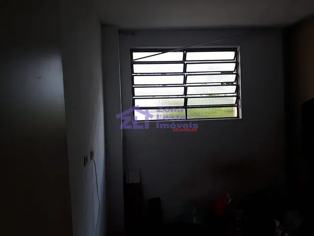 Loja com 380m², para alugar, no bairro Vila Regente Feijó em São Paulo