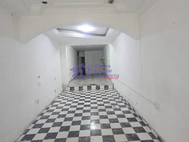 Loja com 100m², para alugar, no bairro Brás em São Paulo