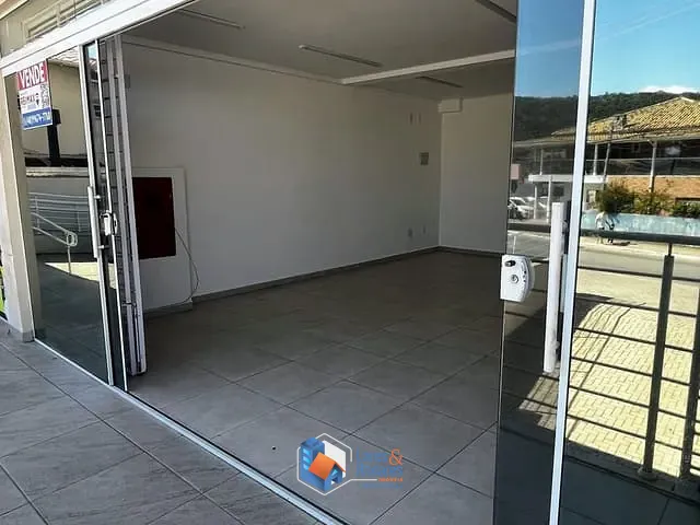 Loja com 47m², à venda, no bairro Ingleses do Rio Vermelho em Florianópolis
