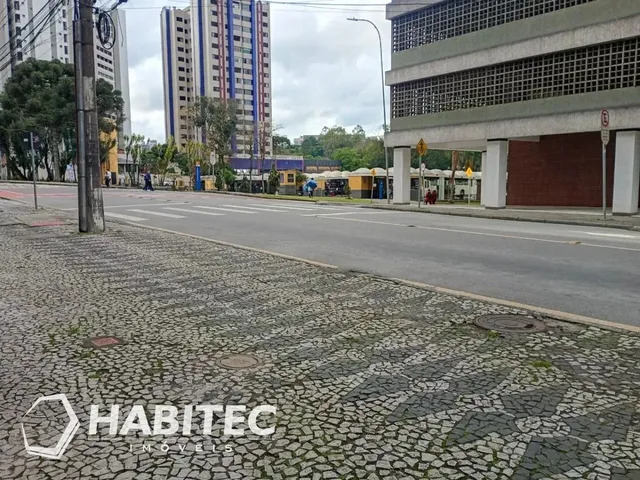 Loja à venda, no bairro Cabral em Curitiba