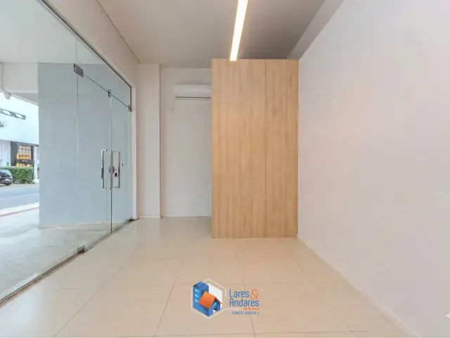 Loja com 132m², à venda, no bairro Centro em Balneário Camboriú