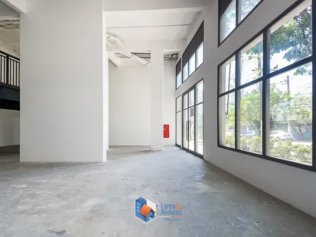 Loja com 219m², à venda, no bairro Vila Mariana em São Paulo