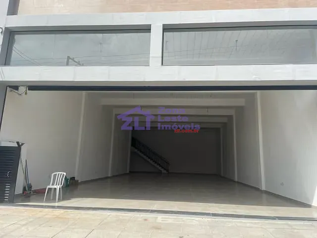 Loja com 310m², para alugar, no bairro Vila Antonieta em São Paulo