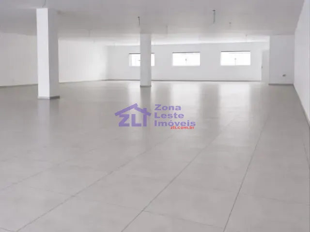 Loja com 513m², para alugar, no bairro Vila Regente Feijó em São Paulo