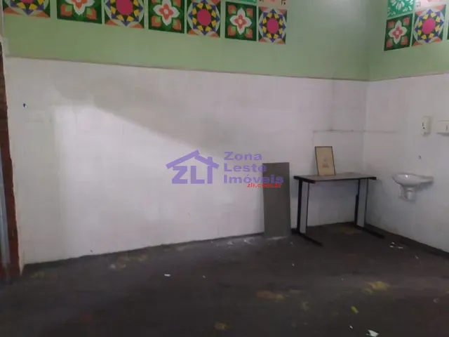 Loja com 300m², para alugar, no bairro Vila Prudente (Zona Leste) em São Paulo