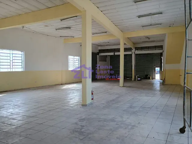 Loja com 360m², para alugar, no bairro Vila Guarani em São Paulo