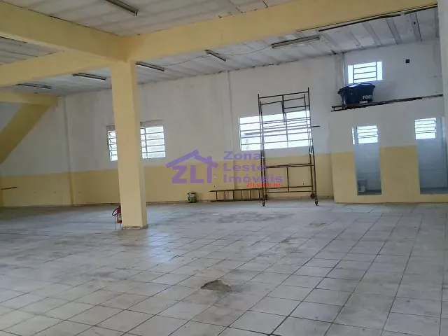 Loja com 360m², para alugar, no bairro Vila Guarani em São Paulo