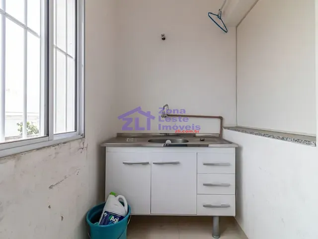Loja com 450m², para alugar, no bairro Penha de França em São Paulo