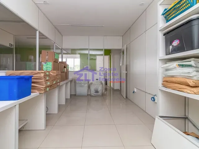 Loja com 450m², para alugar, no bairro Penha de França em São Paulo