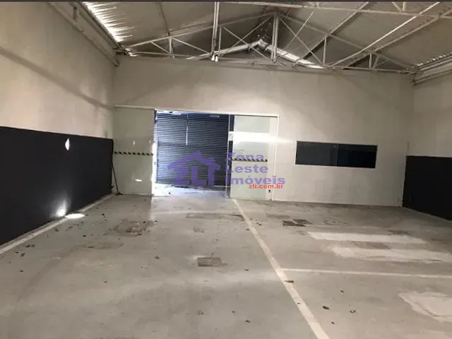 Loja com 300m², para alugar, no bairro Quinta da Paineira em São Paulo