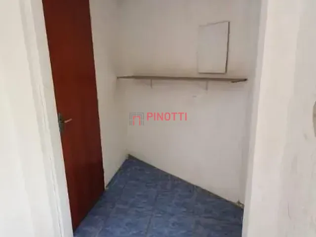 Loja para alugar, no bairro Vila Eldízia em Santo André