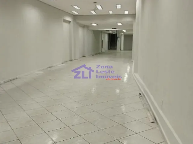 Loja com 200m², para alugar, no bairro Penha de França em São Paulo