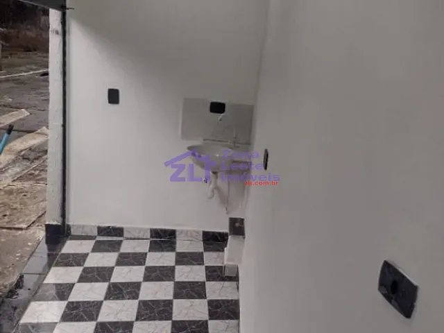 Loja com 5m², para alugar, no bairro Vila Antonieta em São Paulo
