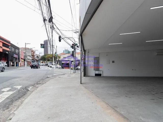 Loja com 450m², para alugar, no bairro Quarta Parada em São Paulo