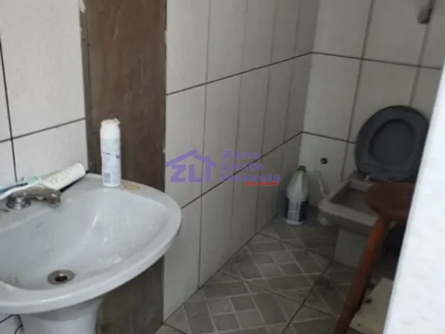 Loja com 110m², para alugar, no bairro Penha de França em São Paulo