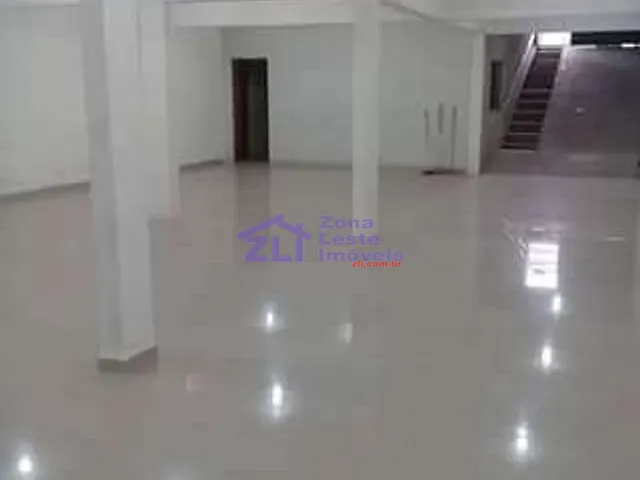 Loja com 220m², para alugar, no bairro Vila Marieta em São Paulo