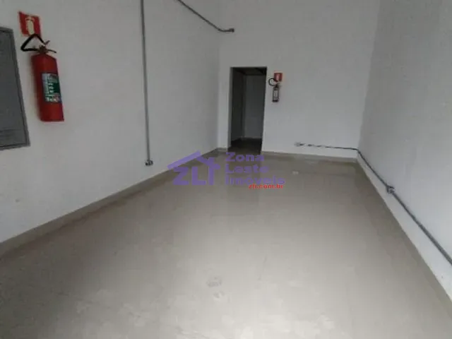 Loja com 33m², para alugar, no bairro Quarta Parada em São Paulo