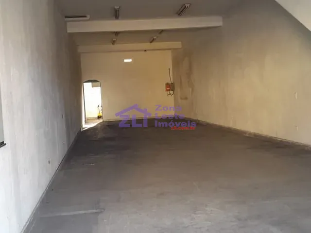 Loja para alugar, no bairro Parque Maria Luiza em São Paulo