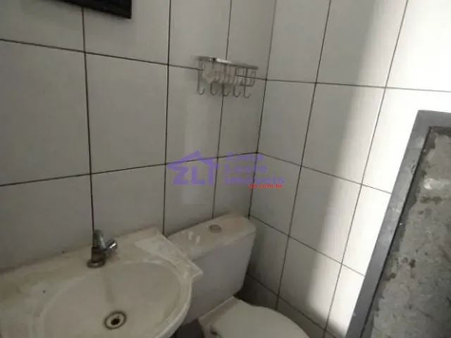Loja com 35m², para alugar, no bairro Vila Regente Feijó em São Paulo