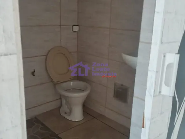 Loja com 300m², para alugar, no bairro Vila Paulo Silas em São Paulo