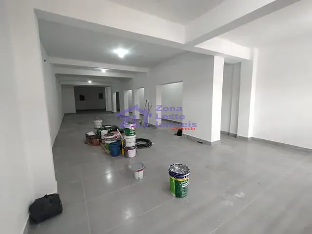 Loja com 200m², para alugar, no bairro Vila Gomes Cardim em São Paulo