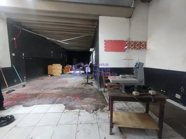 Loja com 110m², para alugar, no bairro Jardim Imperador (Zona Leste) em São Paulo