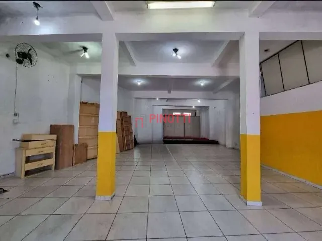 Loja à venda ou para alugar, no bairro Jardim Petroni em São Bernardo do Campo
