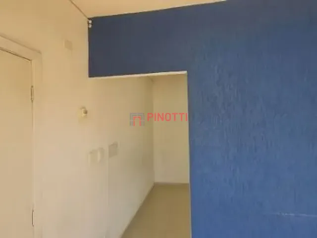 Loja à venda ou para alugar, no bairro Bangu em Santo André