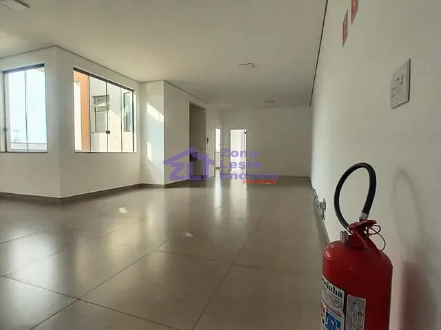 Sala com 190m², para alugar, no bairro Vila Antonina em São Paulo