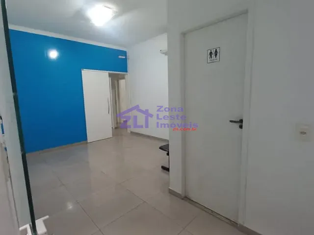 Loja com 75m², para alugar, no bairro Vila Carrão em São Paulo