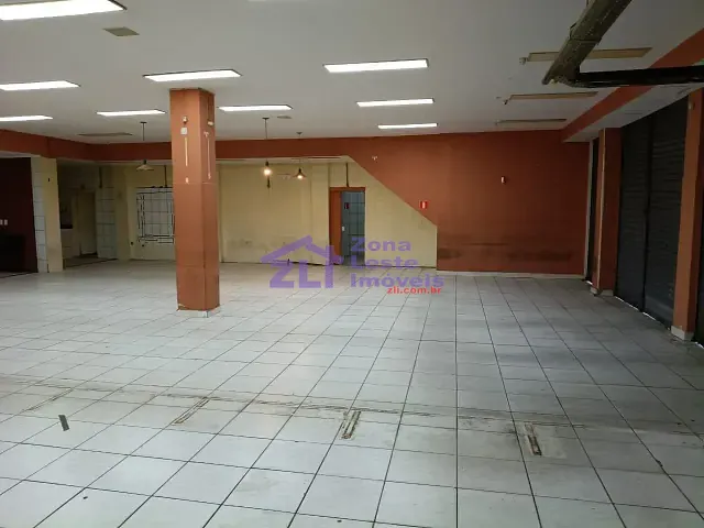 Loja com 560m², para alugar, no bairro Vila Primavera em São Paulo