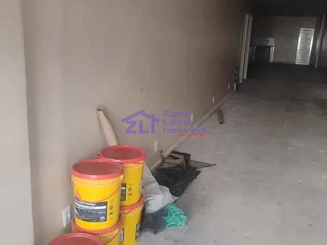 Loja com 200m², para alugar, no bairro Vila Carrão em São Paulo