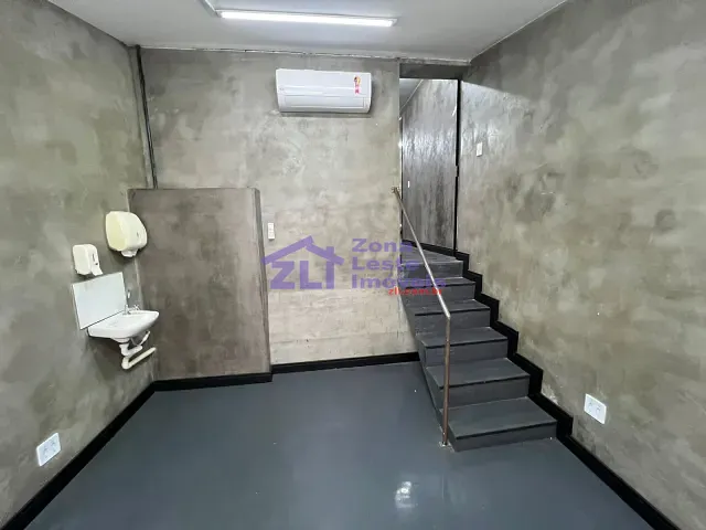 Loja com 112m², para alugar, no bairro Cidade Mãe do Céu em São Paulo