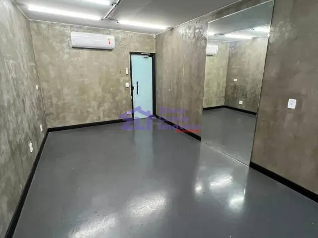 Loja com 112m², para alugar, no bairro Cidade Mãe do Céu em São Paulo