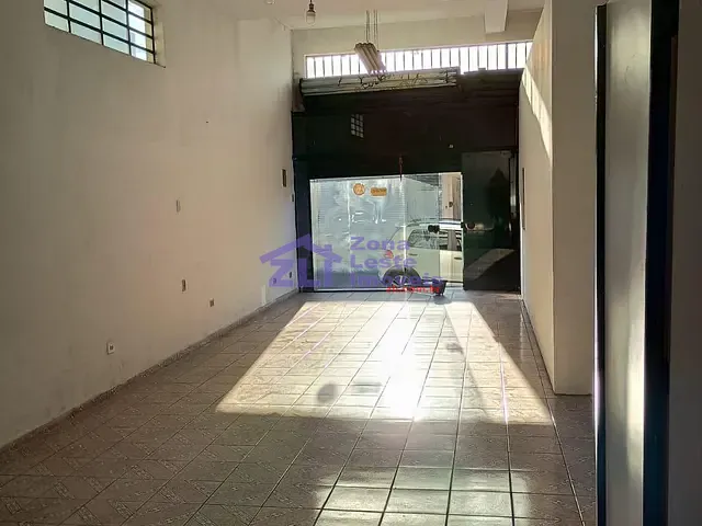 Loja com 100m², para alugar, no bairro Jardim Sapopemba em São Paulo