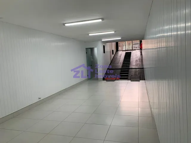 Loja para alugar, no bairro Chácara Santo Antônio (Zona Leste) em São Paulo